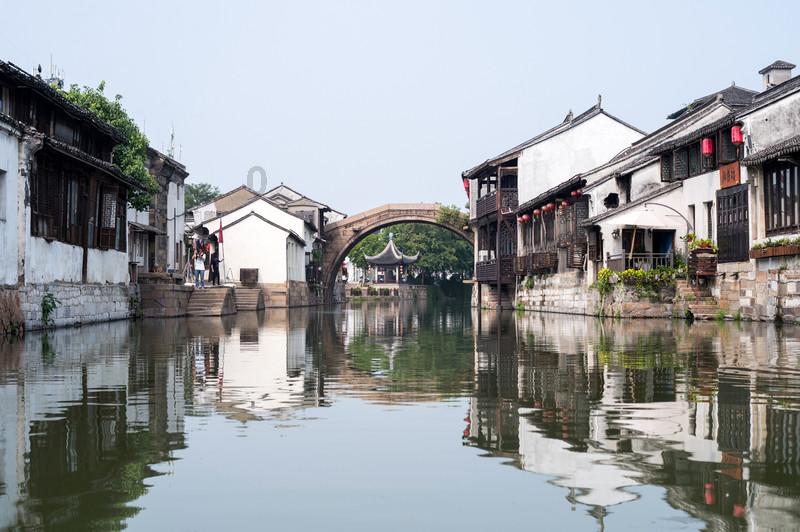 俗语：“朋友妻不可欺”，下一句更经典绝妙，可惜却很少有人知道